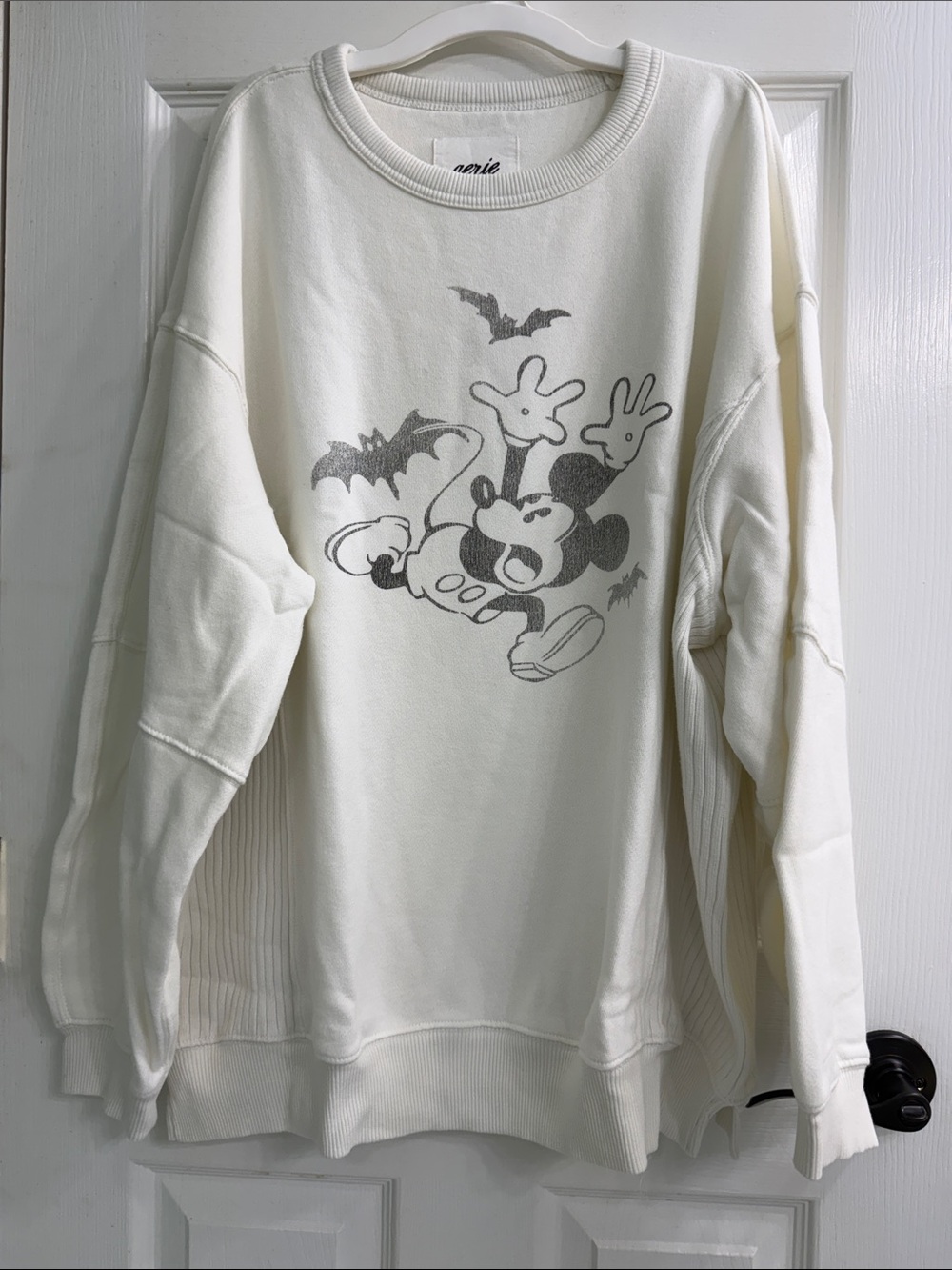 SALEšaerie Cream Graphic Sweatshirt with Vintage Cartoon Print - Picture 2 of 2